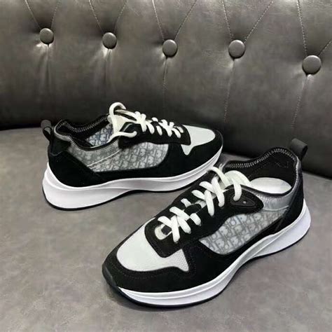 dior runners black and white